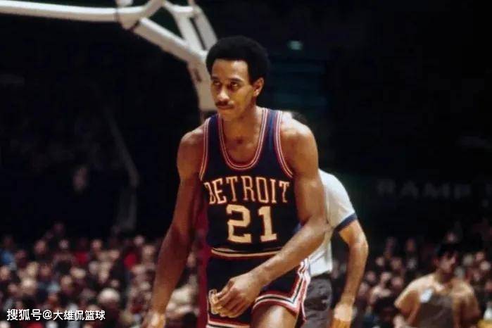 成了他与许 成了他与许